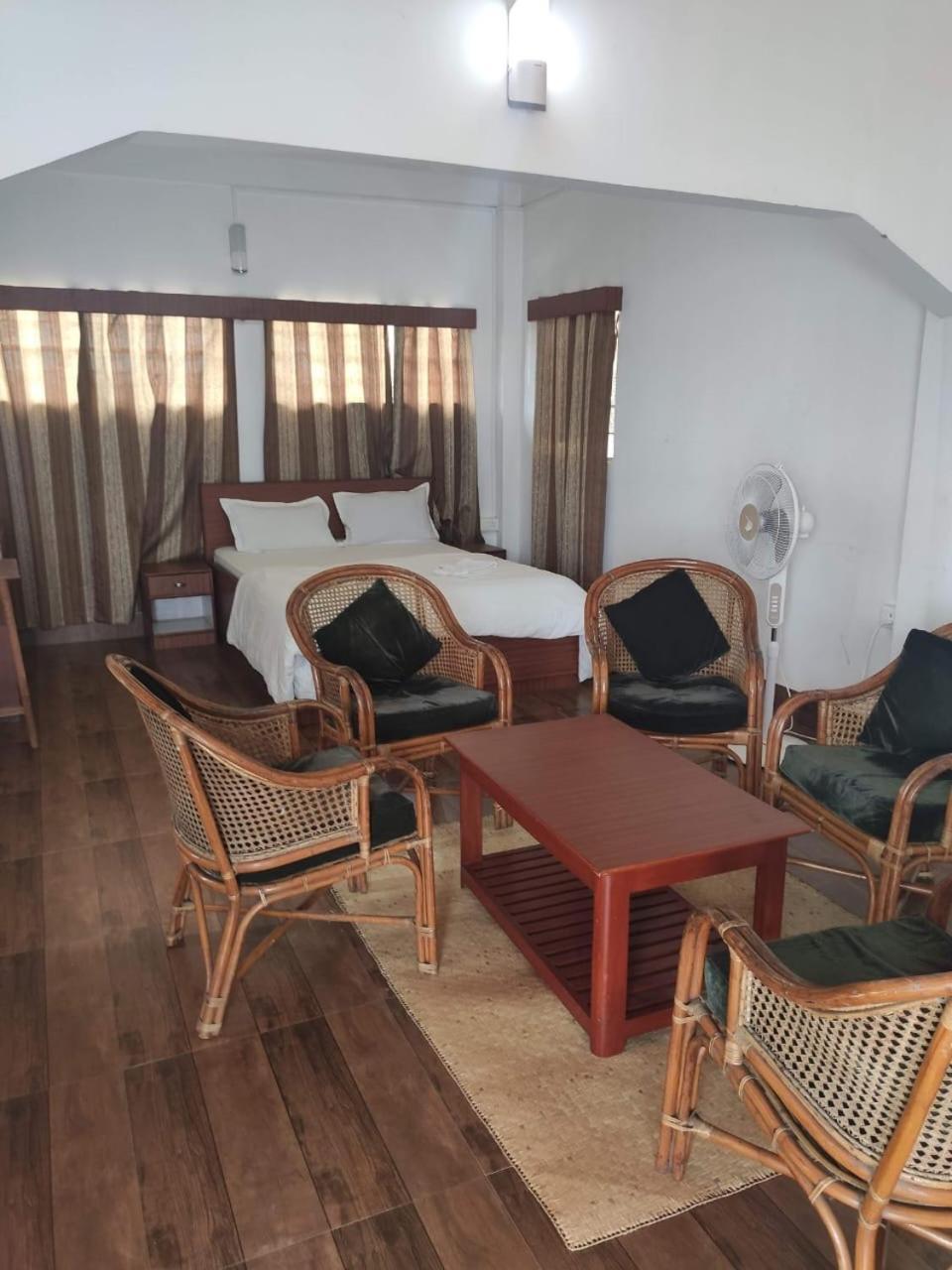 Peit Them Resort Mawlynnong Extérieur photo